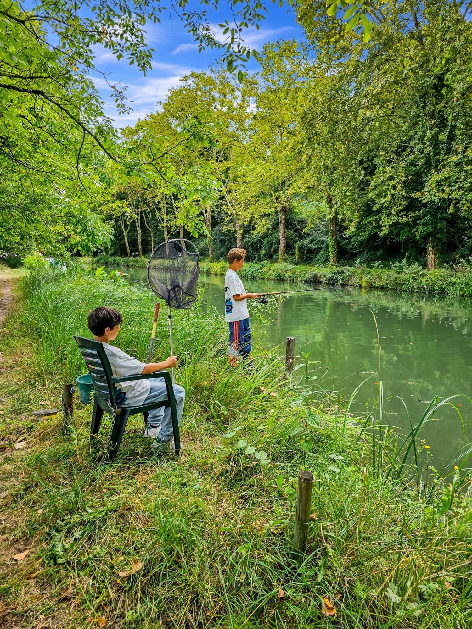 Gite Au Jardin Meilhan-sur-Garonne Экстерьер фото